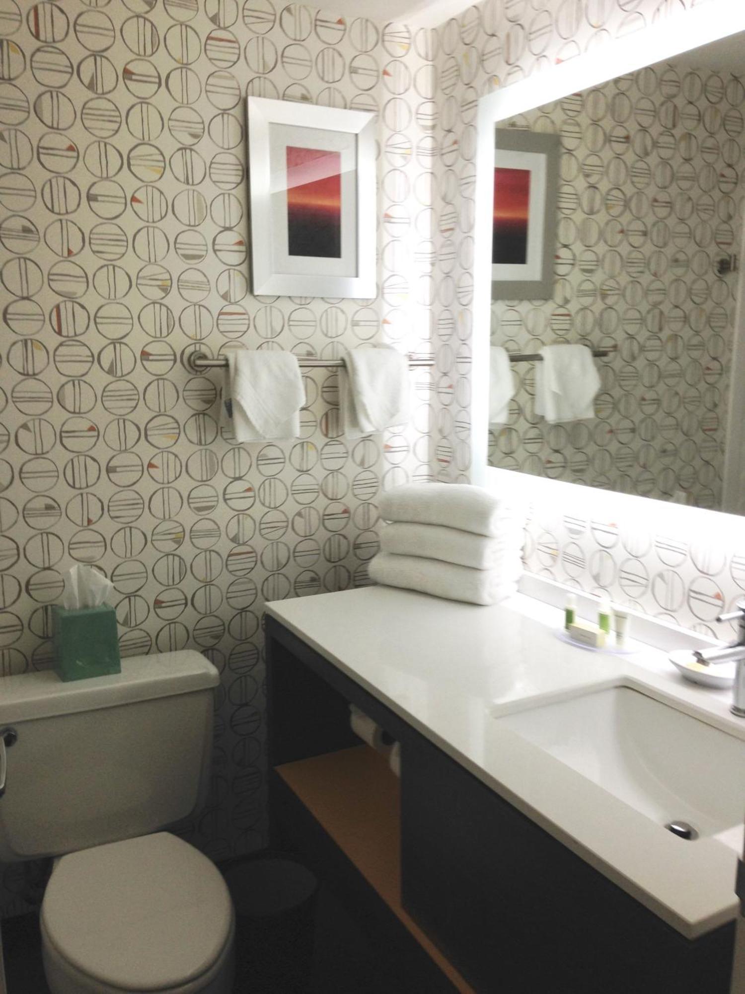 Standard Room,1449312028:JPEG
